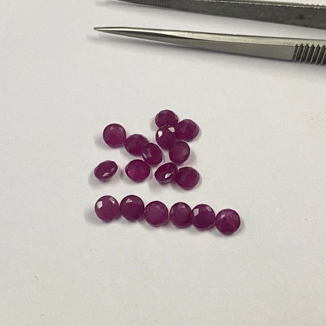 4mm Ruby Faceted Round Loose Gemstones Grade: Aaa
