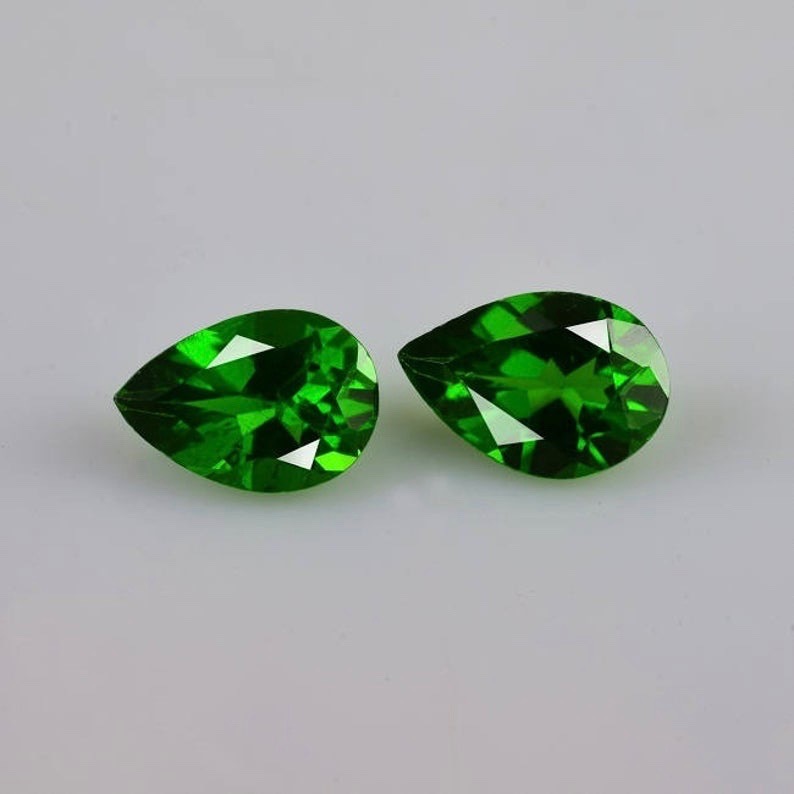 3x5mm Charome Diopside Faceted Pear Loose Gemstones Grade: Aaa
