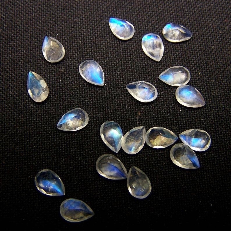 5x7mm Rainbow Moonstone Faceted Pear Loose Gemstones Grade: Aaa