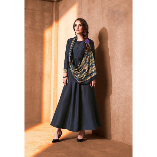 वॉशेबल लेडीज़ डिज़ाइनर फ़्लोर लेंथ कुर्ती