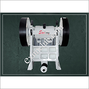 प्राइमरी ग्रीस टाइप सिंगल टॉगल जॉ क्रशर का साइज़ 600 mm x 450 mm (24 x 18)