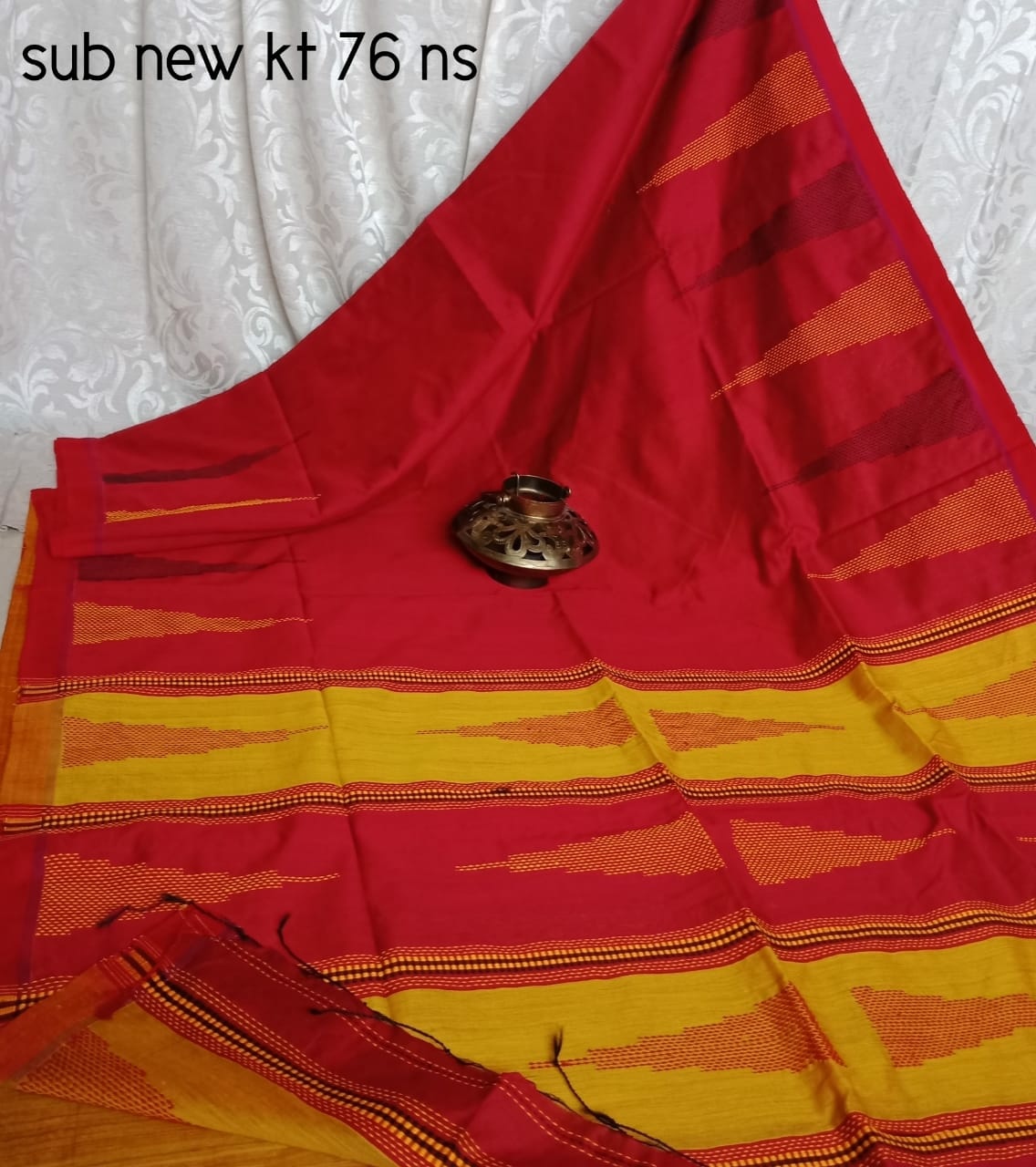 Cotton Silk Temple Saree - 6.3 Mt With Blouse Piece | Handwoven Premium Quality, Elegant Temple Borders, Ideal For Party Wear