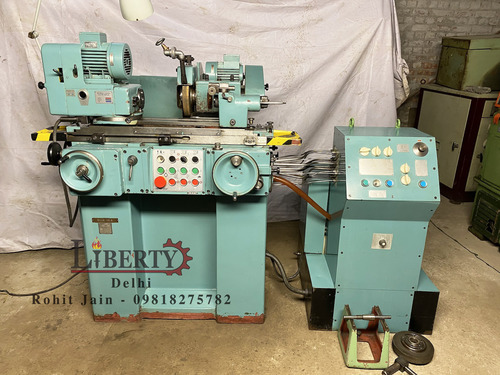 TOS BUA16A सटीक बेलनाकार चक्की