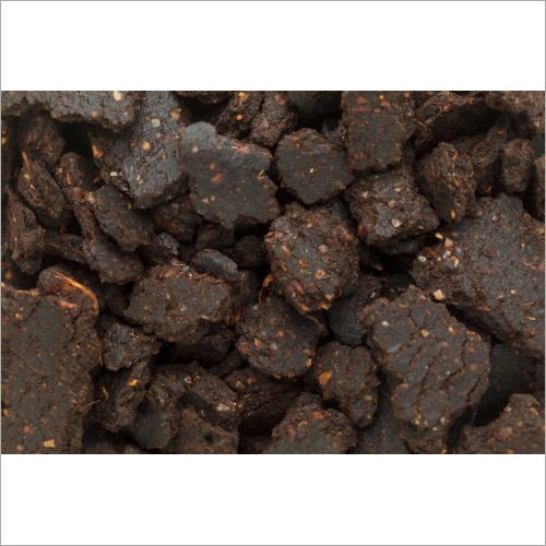 तेल से सना हुआ नीम केक आवेदन: कृषि