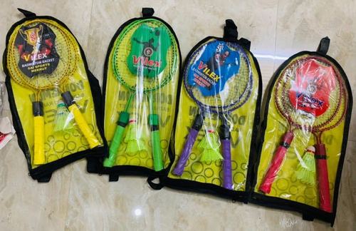 बच्चों के रैकेट