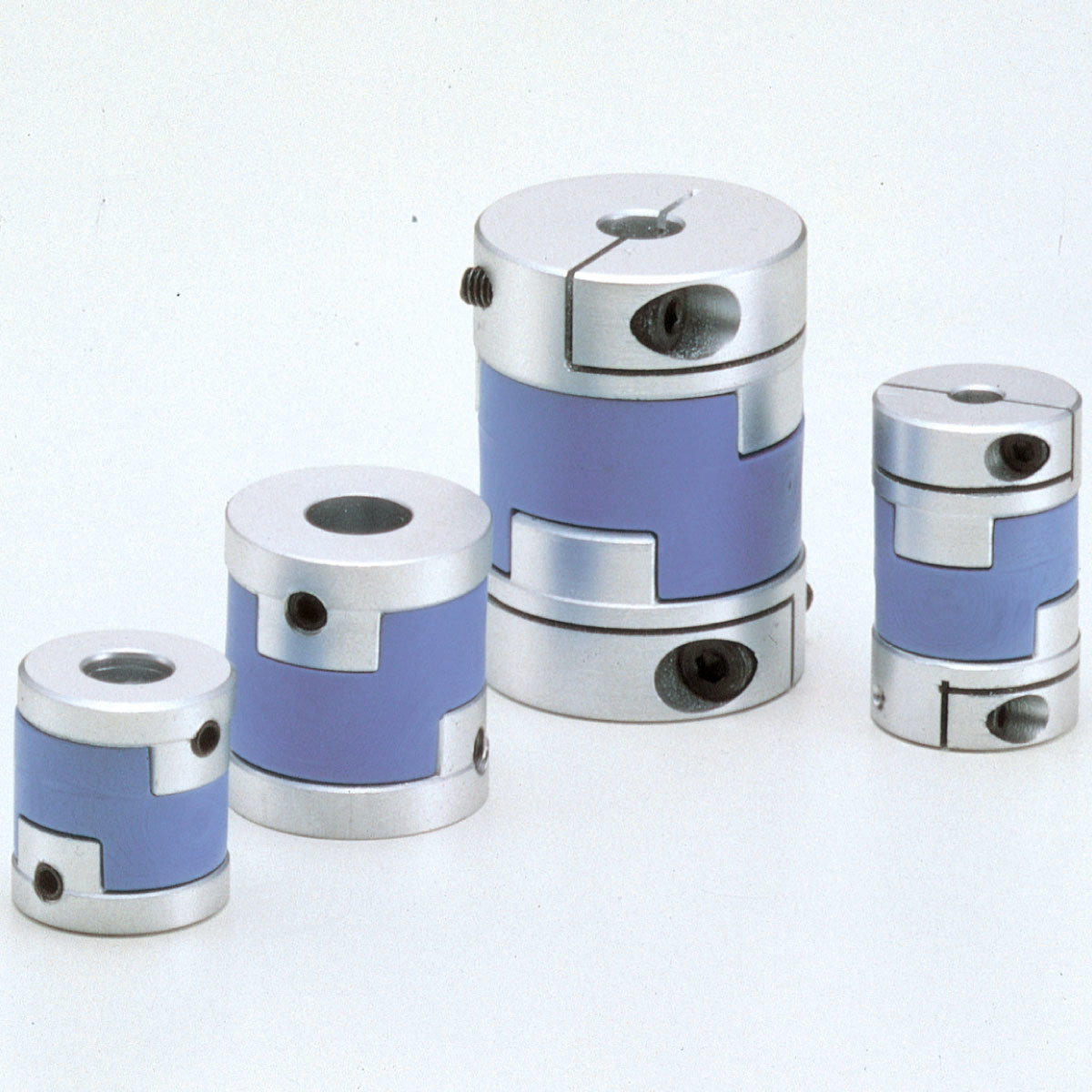 Oldham Type Coupling (Mol Series) Application: Sputtering Device / Parts Feeder / Industrial Sewing Machine / Amusement Device