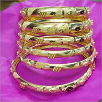 प्योर गोल्ड लेडीज़ अरुम्पु बैंगल सेट