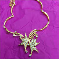 प्योर गोल्ड स्टार बो नेकलेस