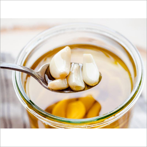 Garlic Oil - Pure Organic Extract, Rich in Antioxidants and Immune-Boosting Properties