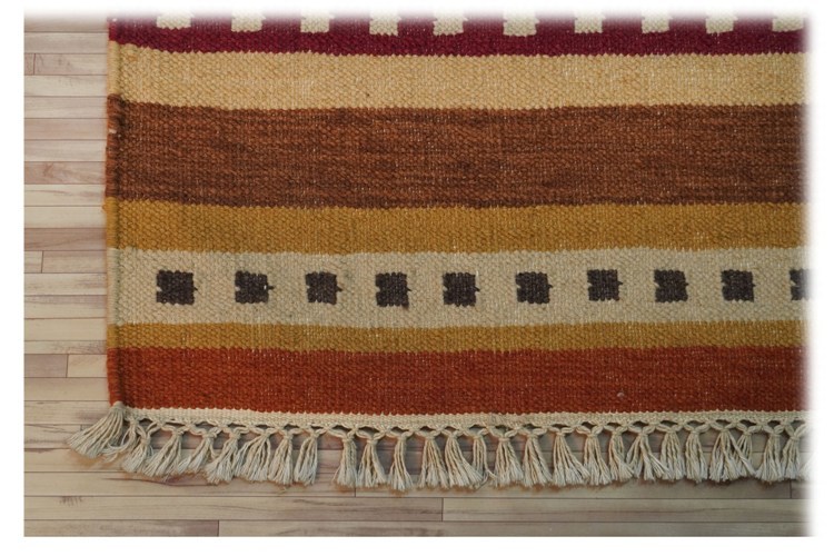 Hand Woven Woolen Kilim - Wool, Rectangle Shape, 6-7 Mm Thickness | Anti-slip Feature, Hand Washable, Simple Pattern, Woven Back