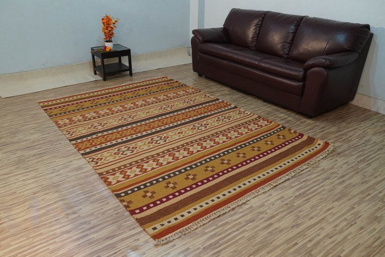 Hand Woven Woolen Kilim - Wool, Rectangle Shape, 6-7 Mm Thickness | Anti-slip Feature, Hand Washable, Simple Pattern, Woven Back