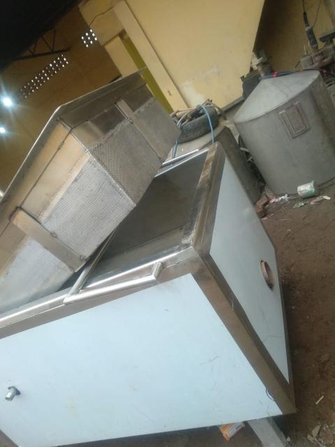 Direct Diesel Burner Batch Fryer - Stainless Steel, Length 1400 Mm X Width 1000 Mm X Depth 400 Mm, White | High Efficiency, Automatic Temp Control, Compact Structure, Easy Operation, Low Energy Consumption