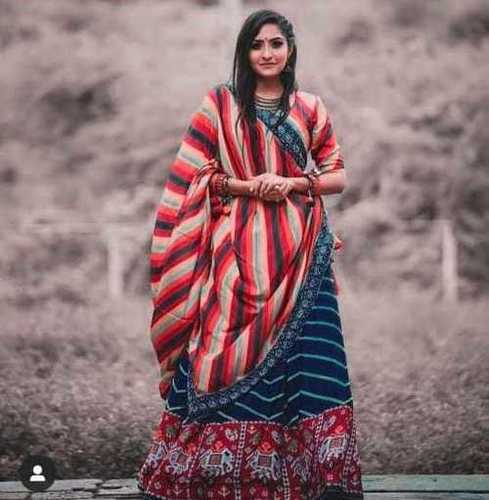 Black Choli Age Group: 18-45