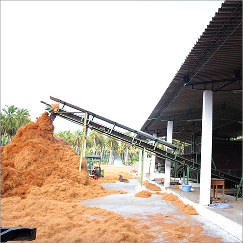Natural Coir Fiber - Coconut Fiber Material, Golden Brown Color | Eco-friendly Attributes For Sustainable Applications