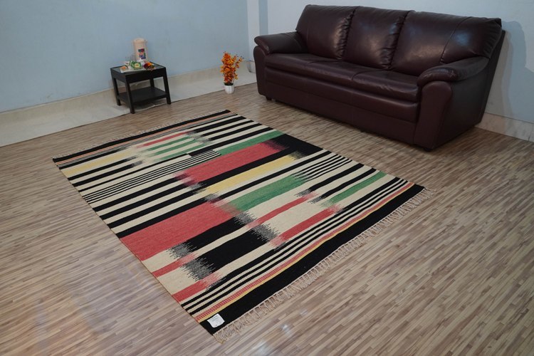 Hand Woven Woolen Kilim - Wool, Rectangle Shape, 6-7mm Thickness | Features: Simple Pattern, Anti-slip Backing, Suitable For Home & Commercial Use