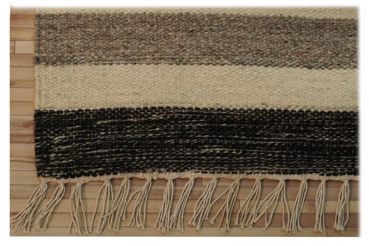 Hand Woven Woolen Kilim - Wool, 6-7 Mm Thickness | Anti Slip, Hand Washable, Simple Design For Home And Commercial Use