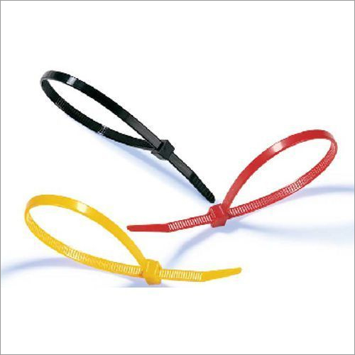 PP Cable Tie - PP Material, 5-10 mm Width, 100 Pieces | Flexible Design with Integrated Gear Rack, Ideal for Bundling Cables and Hoses