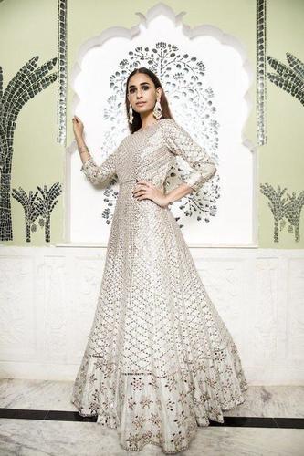 डिजाइनर सूट