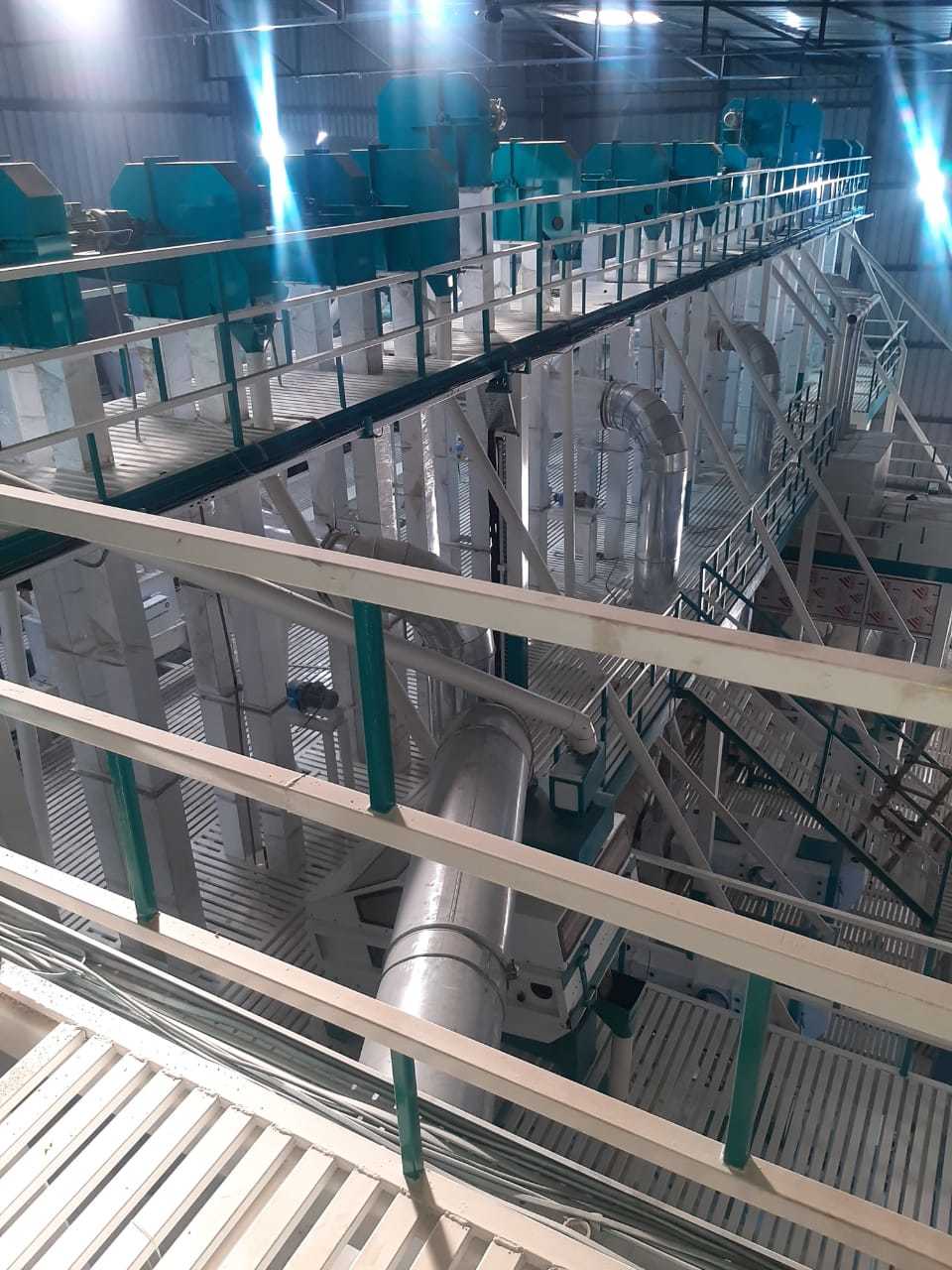 Fully Automatic Dal Mill Plant - Stainless Steel , Variable Capacity , Electric Power , Plc Control System , Multiple Safety Features