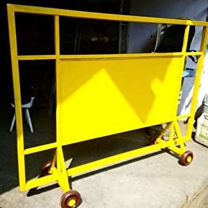 Barricade Stand