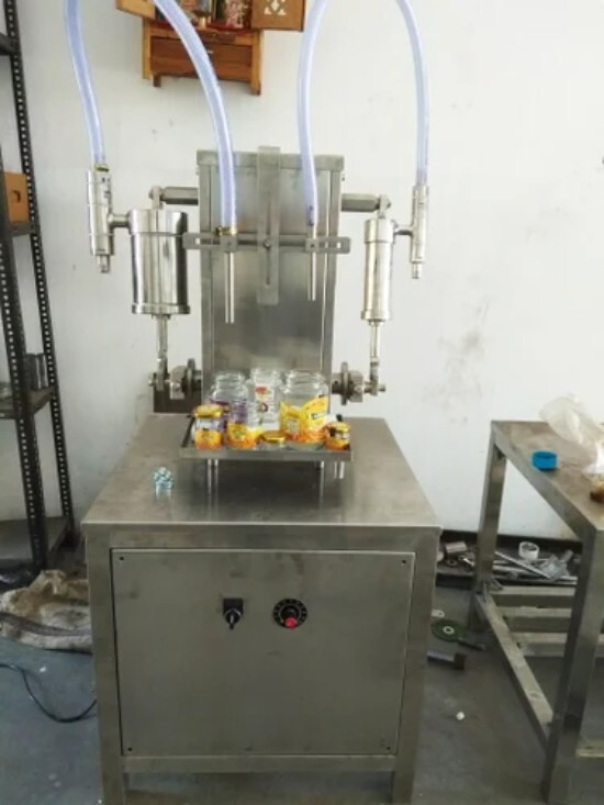 Semi-Automatic Liquid Filling Machine - Application: Chemical