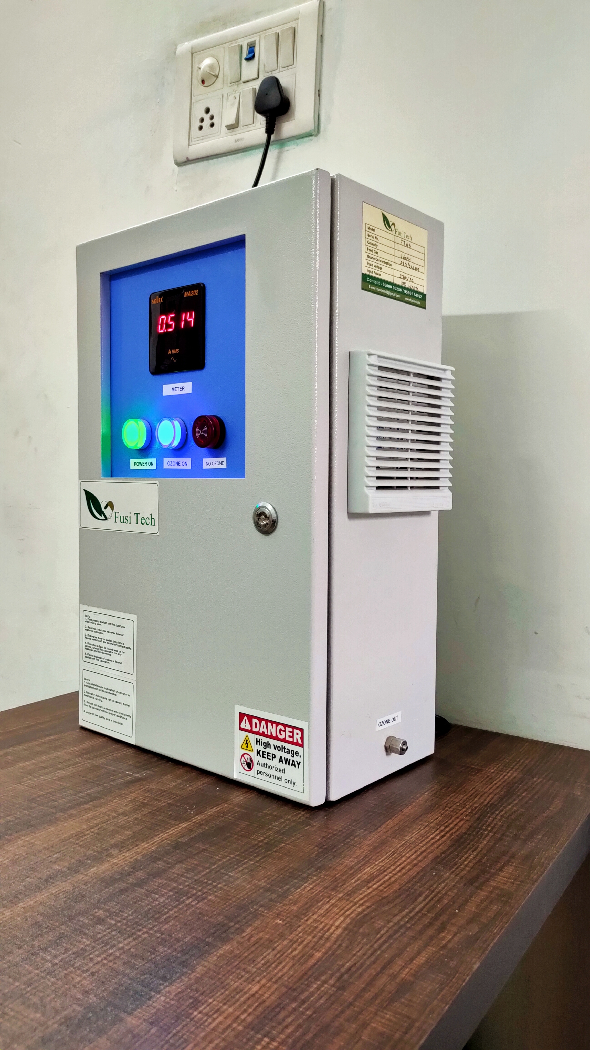 Water Ozonator Capacity: 5 Kg/hr