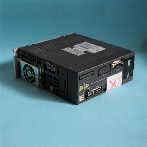 Yaskawa Servo Drives - 24v Rated Voltage, Black Finish | 1 Year Warranty, Designed For Industrial Electronic Applications