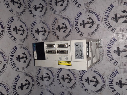 व्हाइट मित्सुबिशी एमआर-जे 2 एस -40 बी