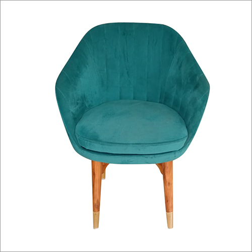 पॉलिश की हुई लकड़ी की सोफा चेयर