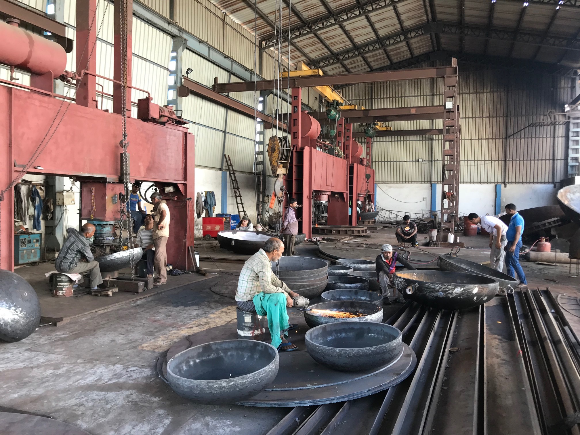 Dished-ends - Thickness 6mm To 100mm, Diameter 500mm To 5600mm | Cold Pressing Fabrication, Ultrasonic Tests, Heat Treatment, Mechanical Testing As Per Customer Requirements