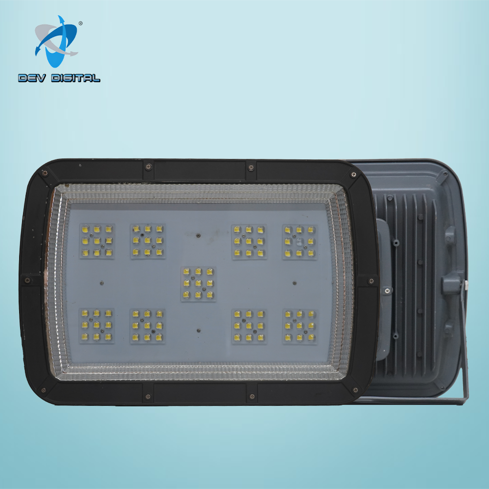 एलईडी फ्लड लाइट - 400W आवेदन: व्यावसायिक प्रयोजन