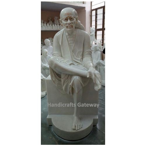 White Polished Marble Sai Baba Statue For Temple Use