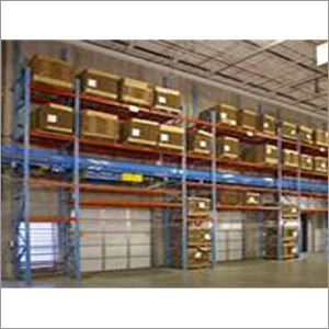 Pallet Rack - Stainless Steel, Standard Size | Versatile Shape for Industrial Applications