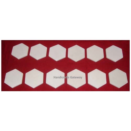 सफेद हस्तनिर्मित अष्टकोणीय आकार का संगमरमर का सादा कोस्टर सेट