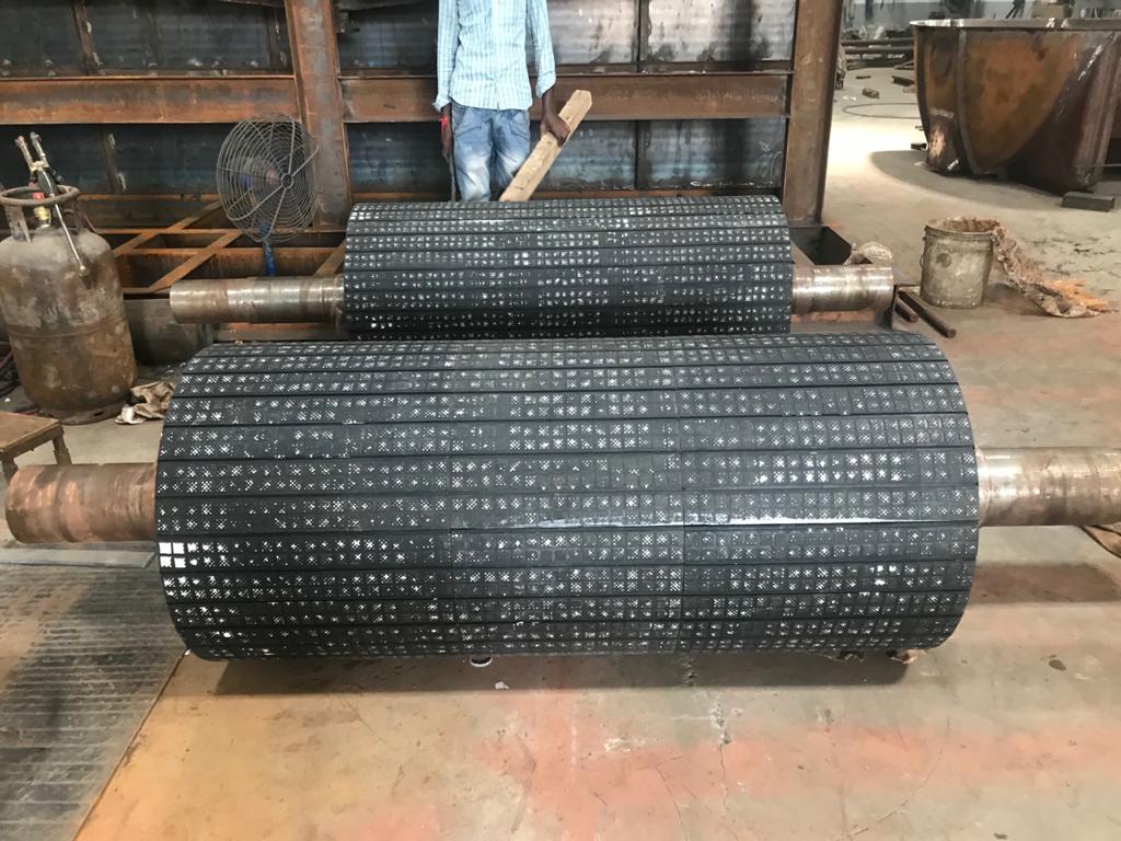 Ceramic Pulley Lagging - Color: Black