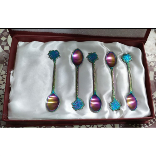 Table Elegant Cutlery Set - Metal, Different Sizes Available, Golden Color, Polished Finish | Sophisticated Dining Experience With Elegant Design