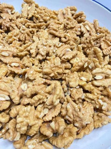 Walnut Kernel