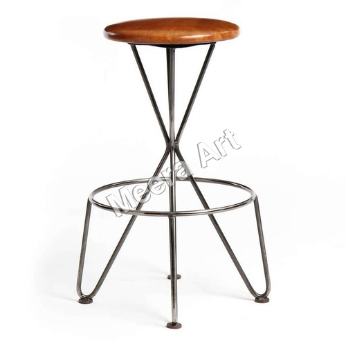 लेदर स्टूल