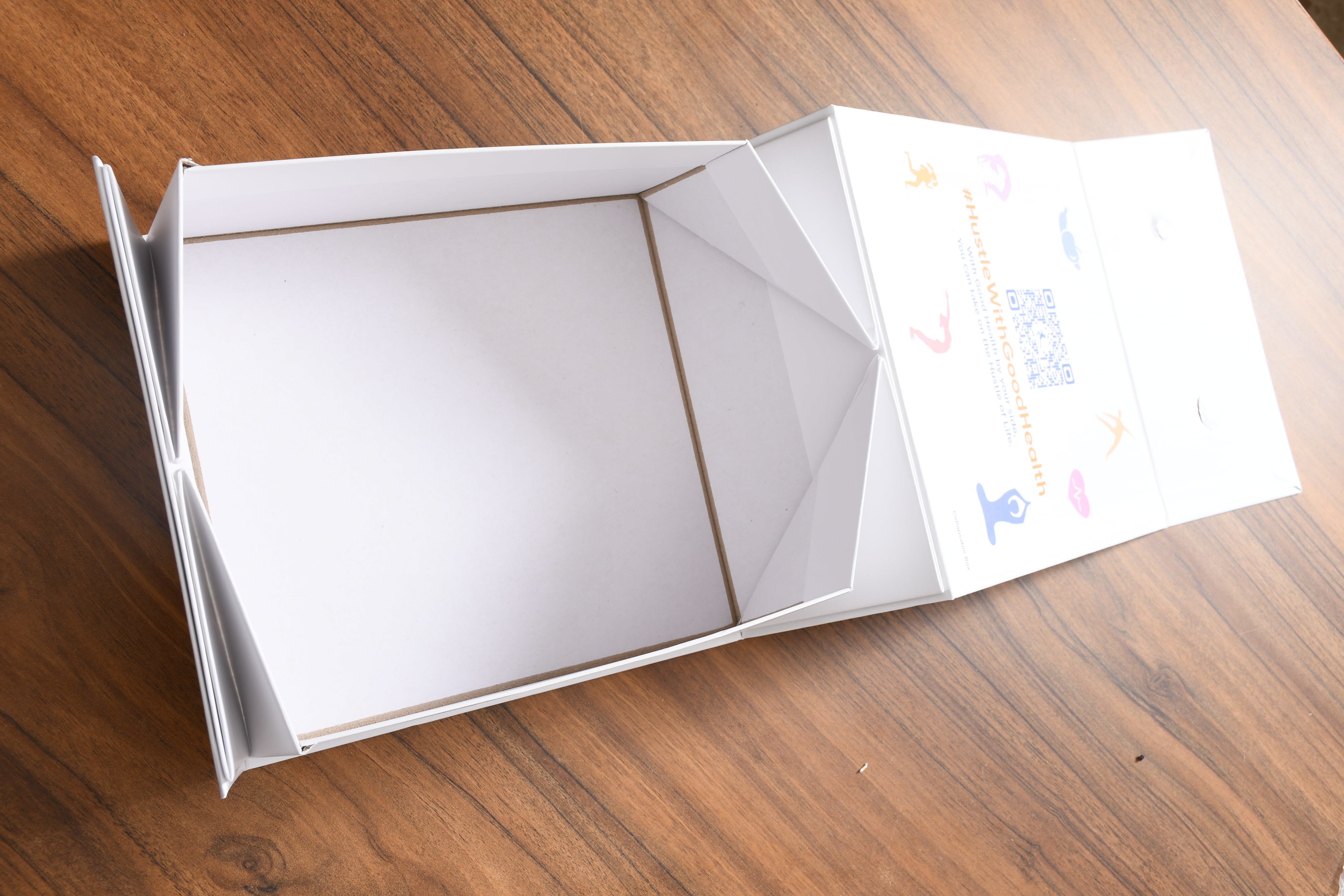 Glossy Lamination Foldable Box