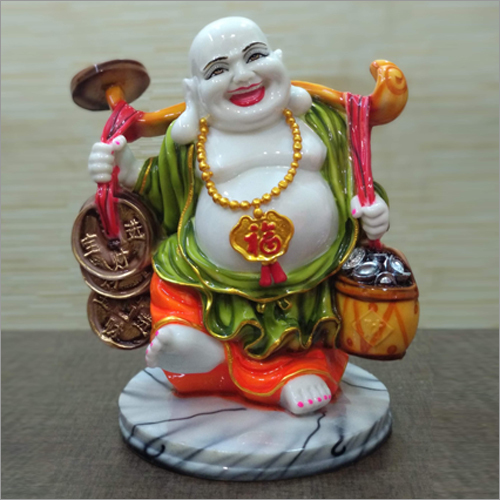 लाफिंग बुद्धा की मूर्ति