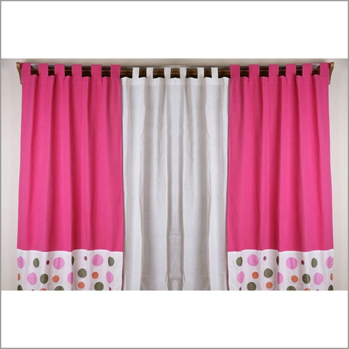 पिंक डिज़ाइनर पर्दा