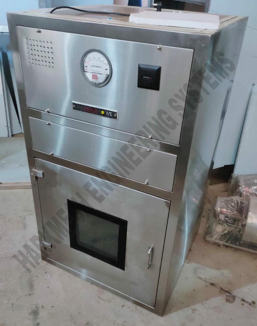 Dynamic Pass Box - Stainless Steel 304/316/316l, Mechanical/electrical Interlocked Doors, Uv Light, Hepa & Suction Filter, Noise <78 Db, Ce & Iso Certified