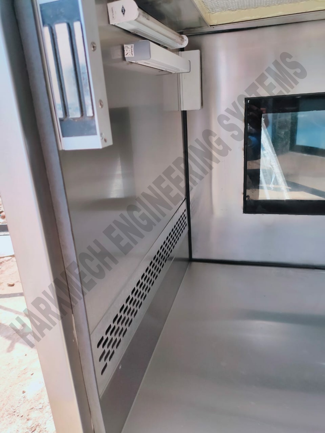 Dynamic Pass Box - Stainless Steel 304/316/316l, Mechanical/electrical Interlocked Doors, Uv Light, Hepa & Suction Filter, Noise <78 Db, Ce & Iso Certified