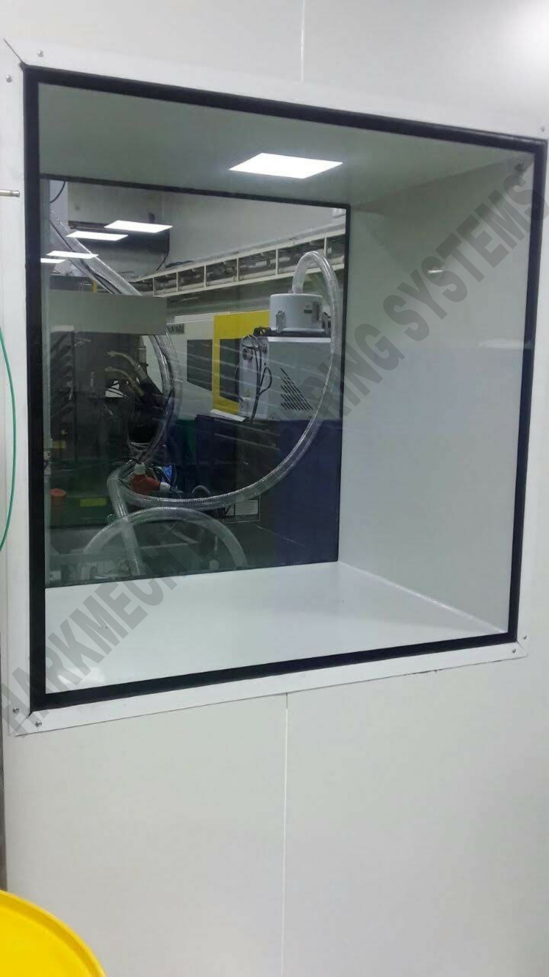 Flushed Clean Room Window Dimension(l*w*h): 1000*1000*1000 Millimeter (Mm)