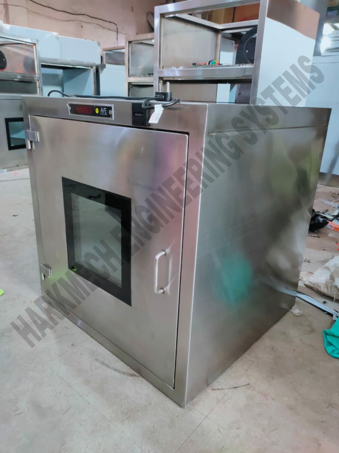 Static Pass Box - Stainless Steel, New Hepa Filter For Clean Room Efficiency | Custom Designed For Pharmaceutical, Semiconductor, And Food Industries