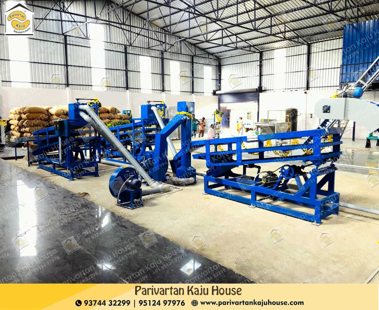 Cashew Scooping Machine - Mild Steel/stainless Steel, 13.8x3.0x4.5 Ft, Blue, 600-650kg/hr Capacity, 85% Accuracy, 1.5 Hp Electric Motor