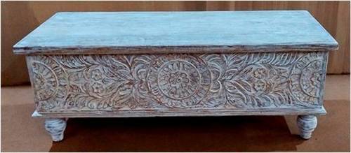 कॉफी टेबल