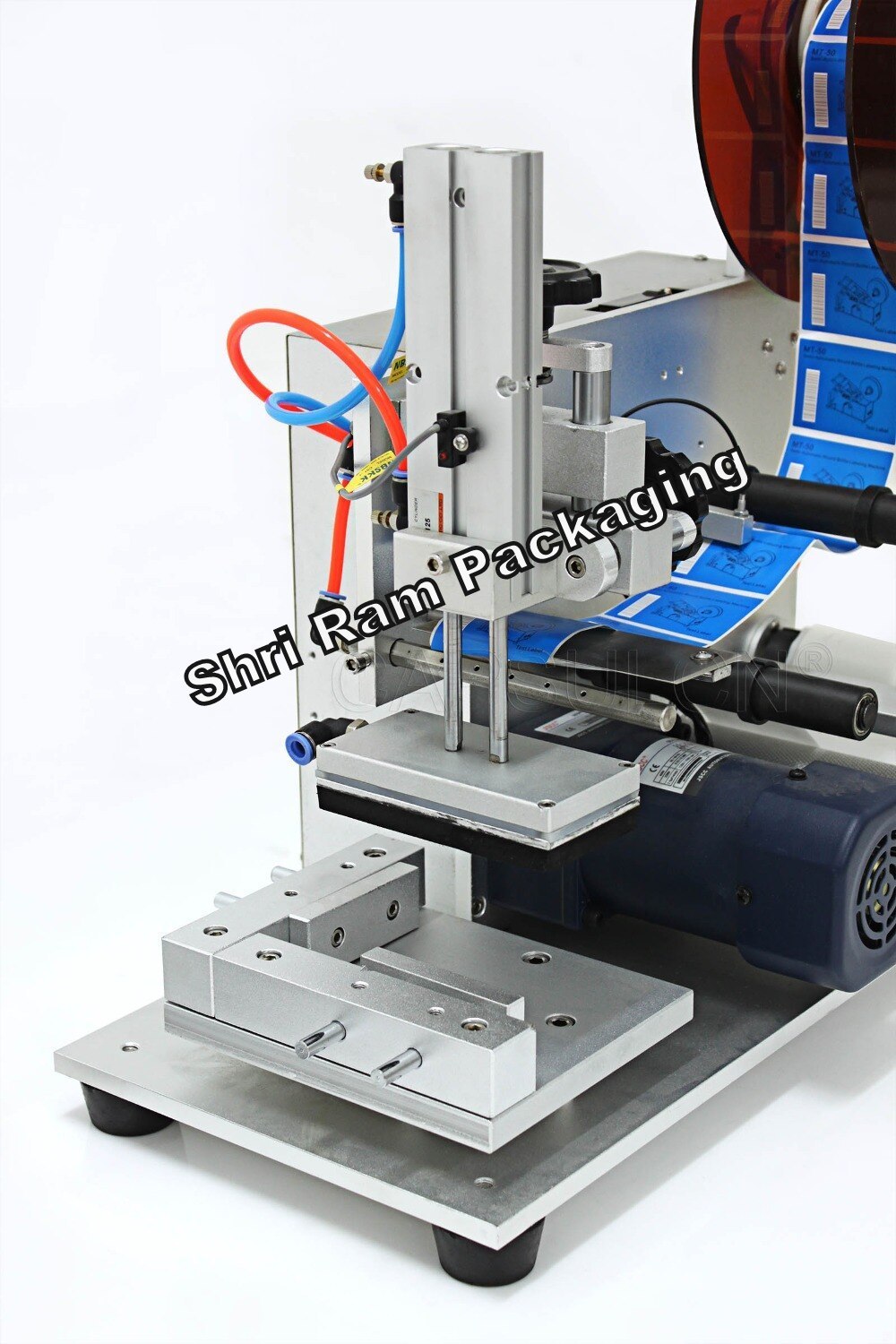 Flat Bottle Sticker Labeling Machine Mt60 Accuracy: 99 %