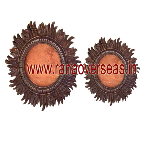 बेडरूम के लिए लकड़ी का फ्रेम डेकोरेटिव वॉल मिरर