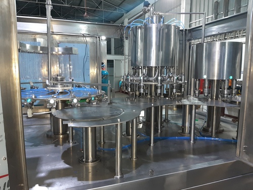 Automatic 5400 Bph Cds Pet Bottle Filling Machine